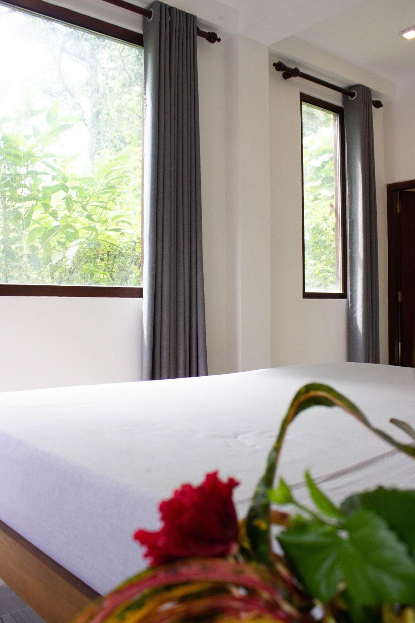 Uralsurf House Hotel Weligama Eksteriør billede