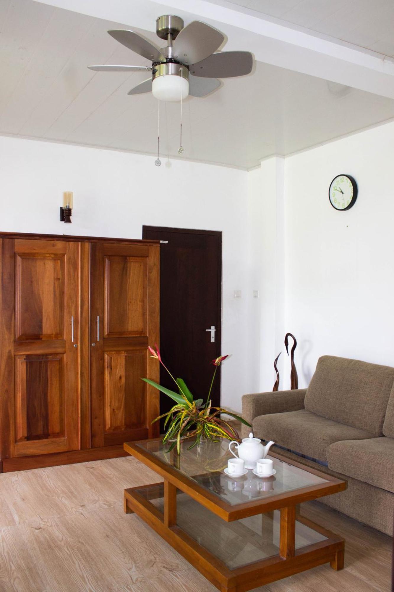 Uralsurf House Hotel Weligama Eksteriør billede